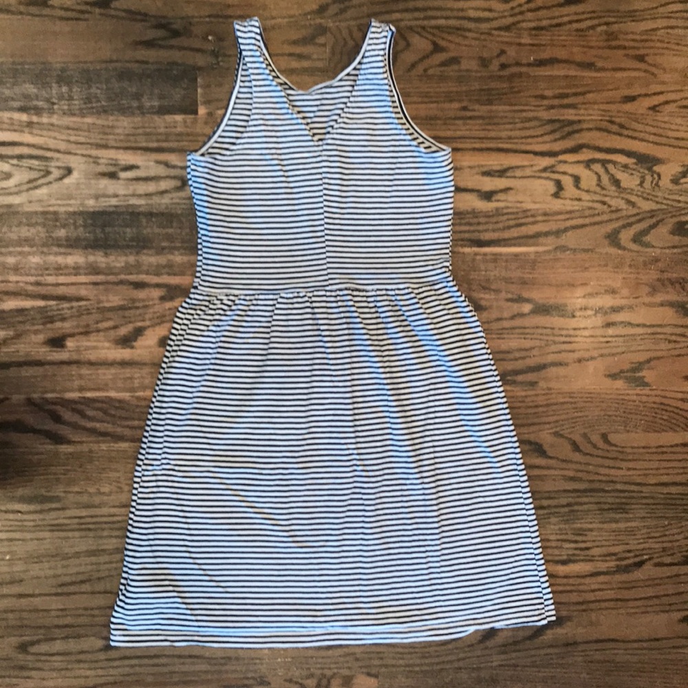 Girls Old Navy Dress - Picture 2 of 3